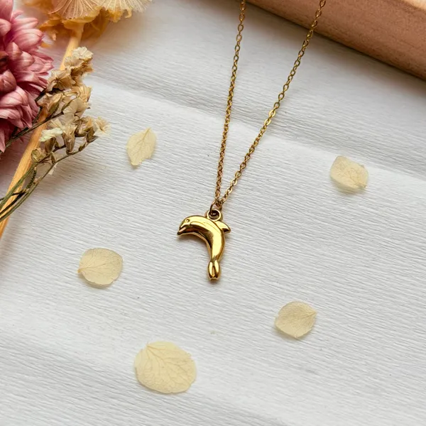 Gold_Dolphin_Fish_Anti_Tarnish_Locket
